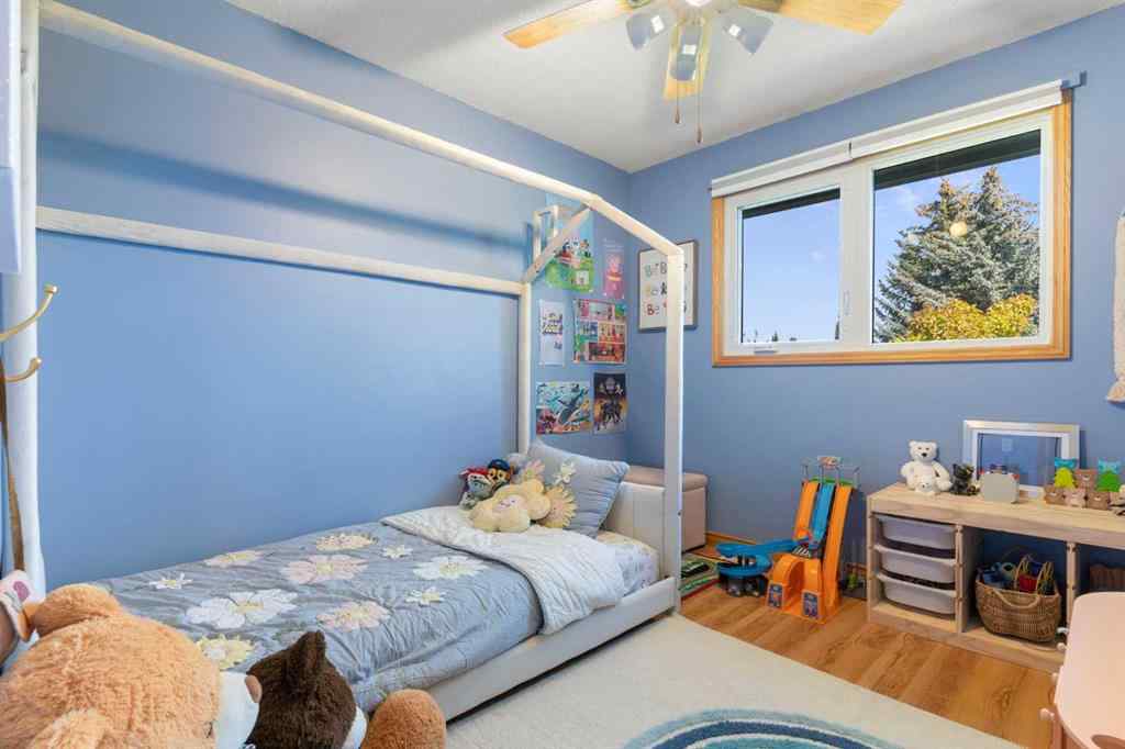 MLS® A2255271 - 9308 26 Street SW in Oakridge Calgary, Residential