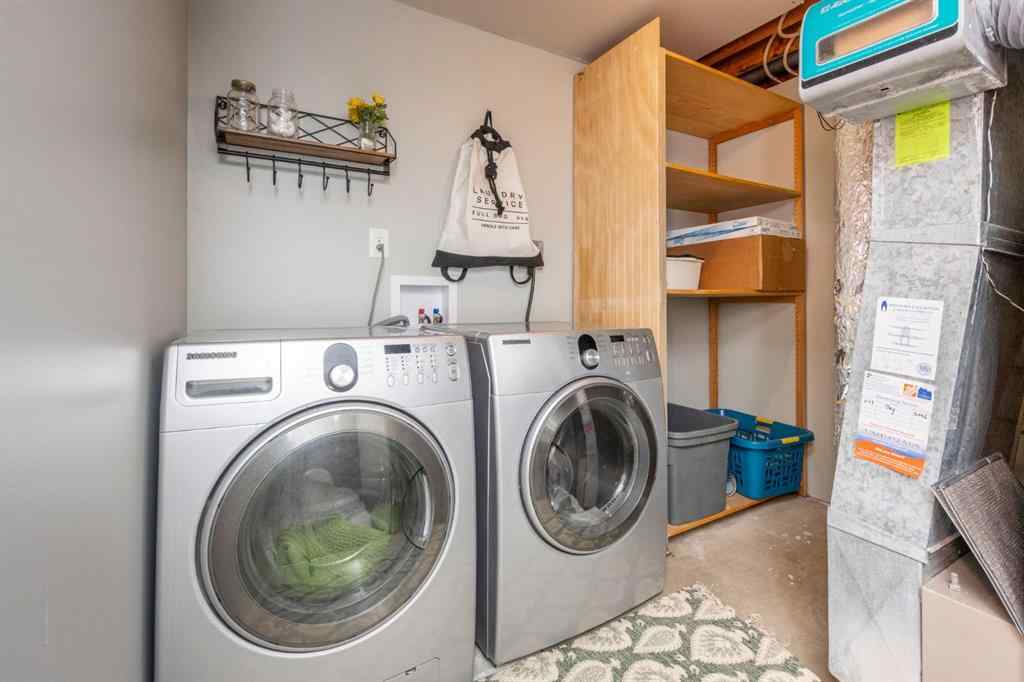 MLS® A2255272 - 4 Beddington Way NE in Beddington Heights Calgary, Residential