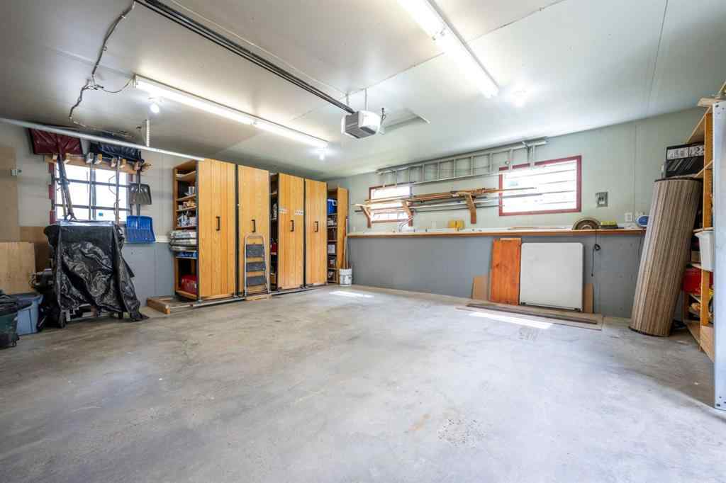 MLS® A2255272 - 4 Beddington Way NE in Beddington Heights Calgary, Residential