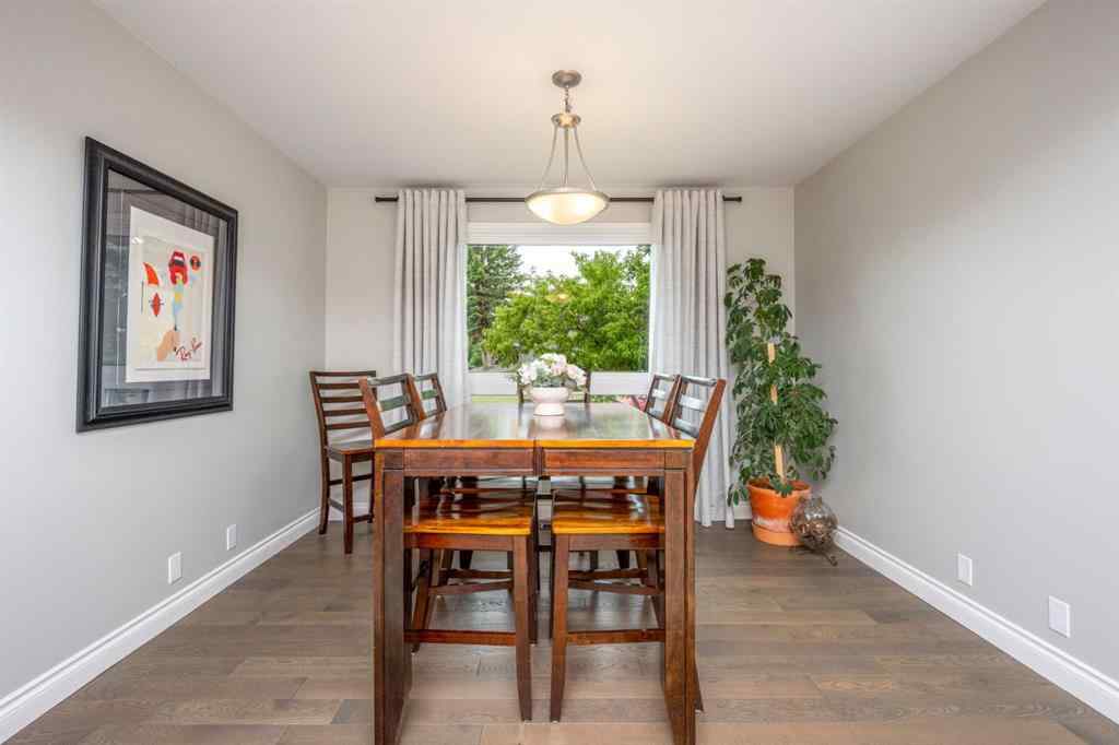 MLS® A2255272 - 4 Beddington Way NE in Beddington Heights Calgary, Residential
