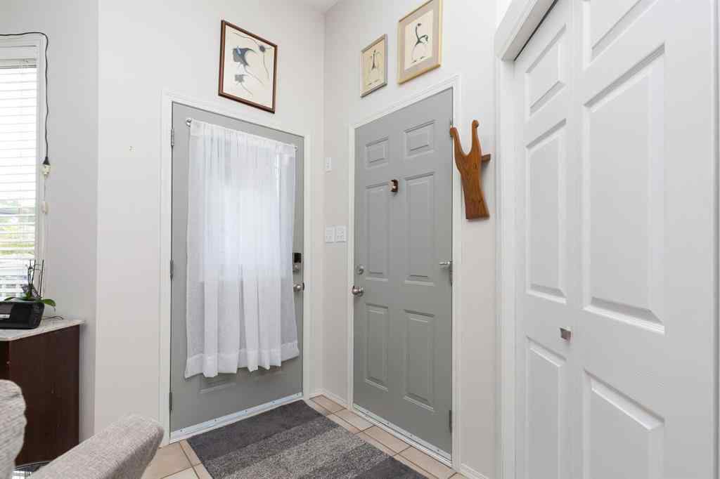 MLS® A2255278 - 30 Heritage Crescent W in Heritage Heights Lethbridge, Residential