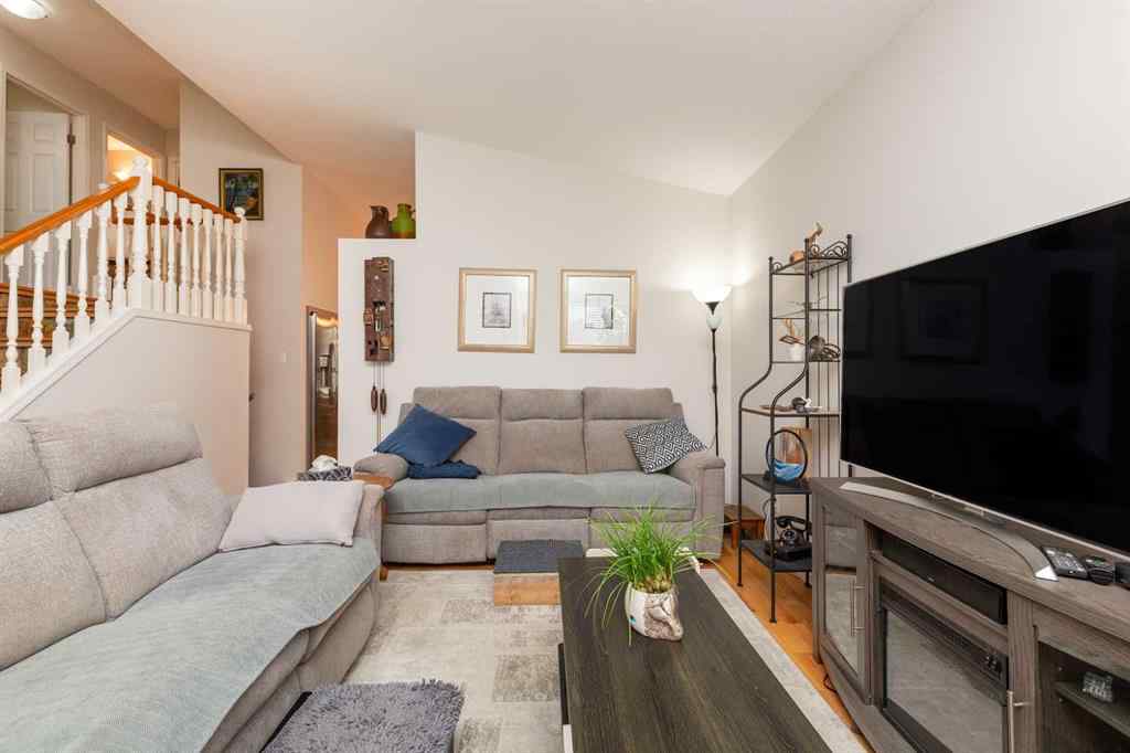 MLS® A2255278 - 30 Heritage Crescent W in Heritage Heights Lethbridge, Residential