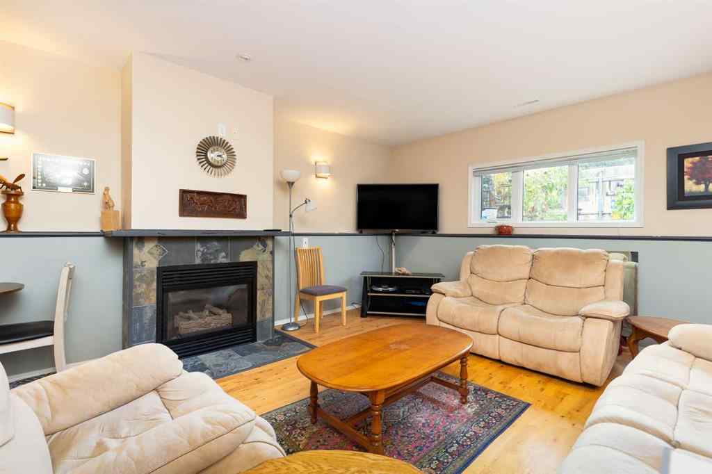 MLS® A2255278 - 30 Heritage Crescent W in Heritage Heights Lethbridge, Residential