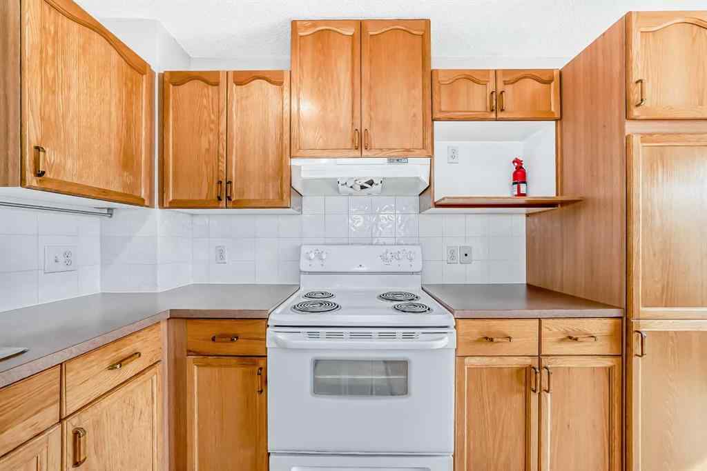 MLS® A2255279 - 222 Rocky Ridge Court NW in Rocky Ridge Calgary, Residential
