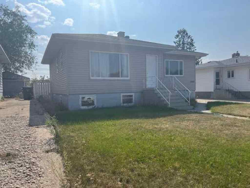 MLS® A2255284 - 333 9 Street SW in SW Hill Medicine Hat, Residential