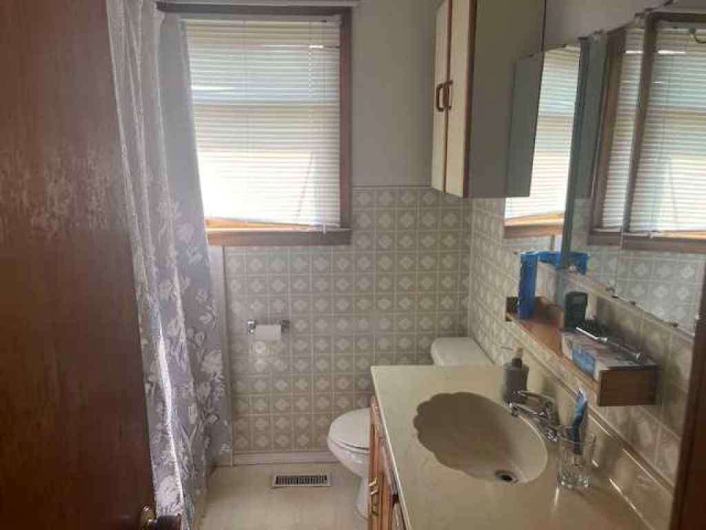 MLS® A2255284 - 333 9 Street SW in SW Hill Medicine Hat, Residential