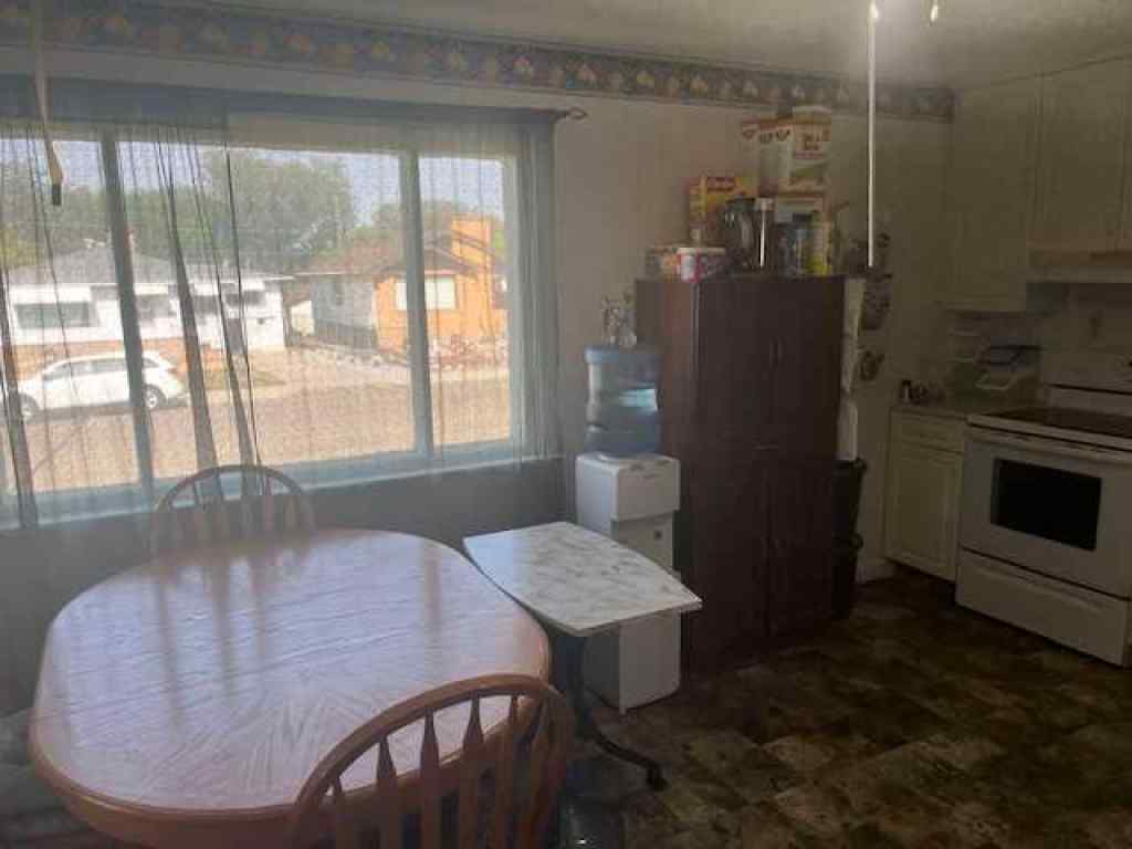 MLS® A2255284 - 333 9 Street SW in SW Hill Medicine Hat, Residential