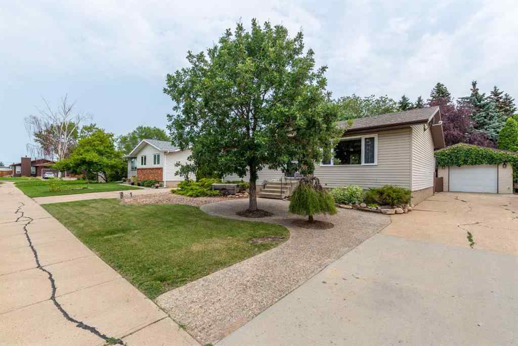 MLS® A2255285 - 3805 57 Avenue  in Southridge Lloydminster, Residential