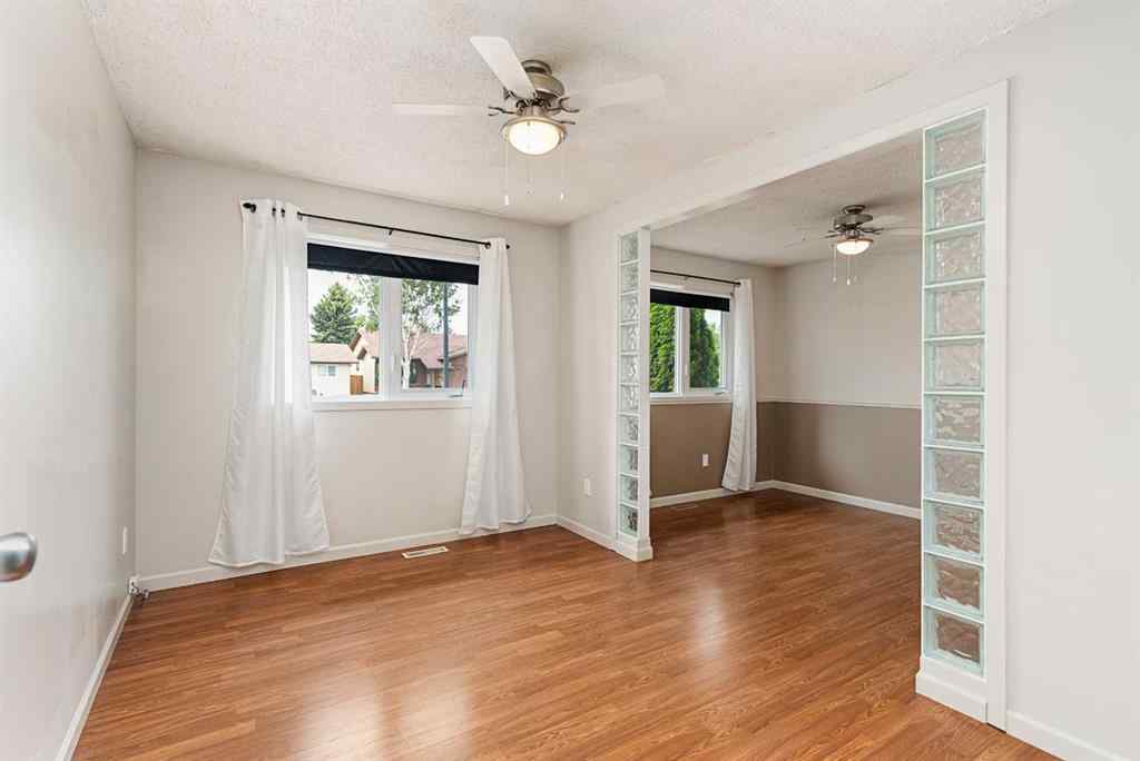 MLS® A2255285 - 3805 57 Avenue  in Southridge Lloydminster, Residential