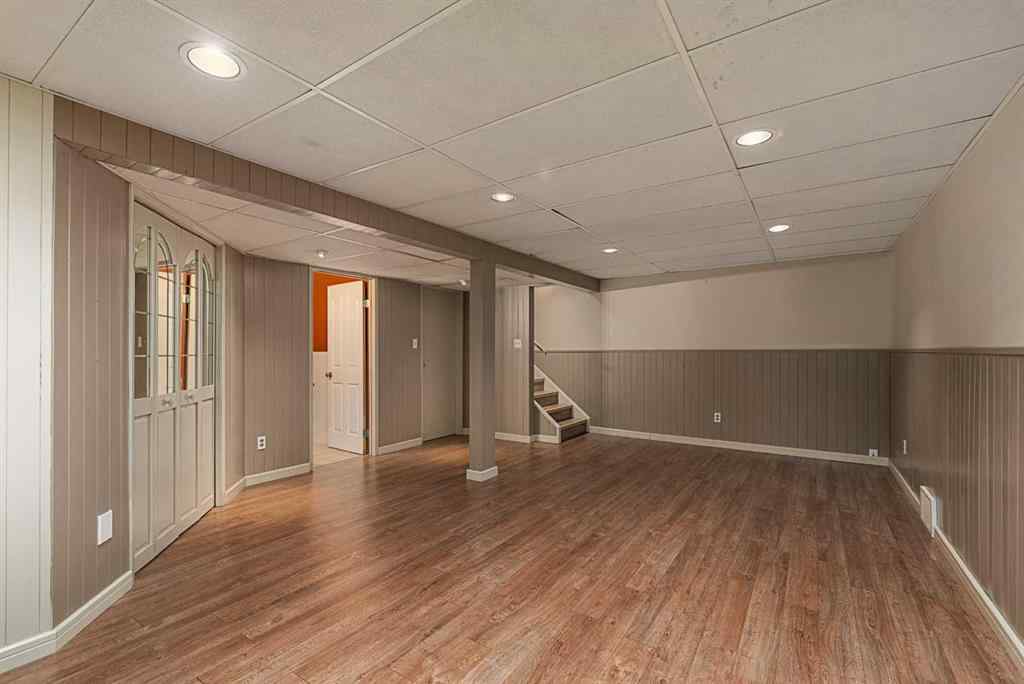 MLS® A2255285 - 3805 57 Avenue  in Southridge Lloydminster, Residential