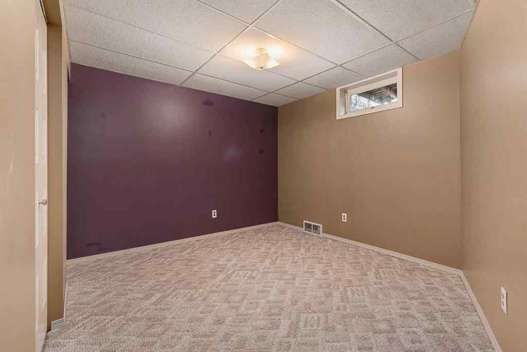 MLS® A2255285 - 3805 57 Avenue  in Southridge Lloydminster, Residential