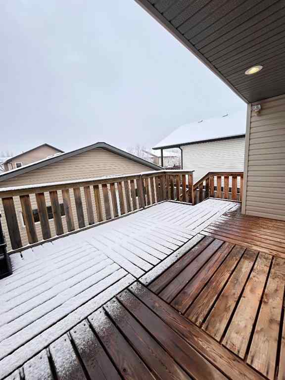 MLS&reg; # A2255286 - 122 Tartan Boulevard W in West Highlands Lethbridge, Residential Open Houses