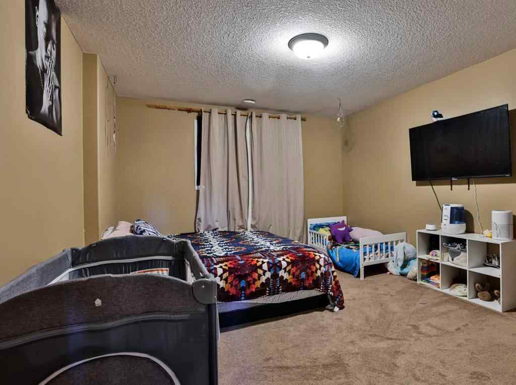 MLS® A2255286 - 122 Tartan Boulevard W in West Highlands Lethbridge, Residential
