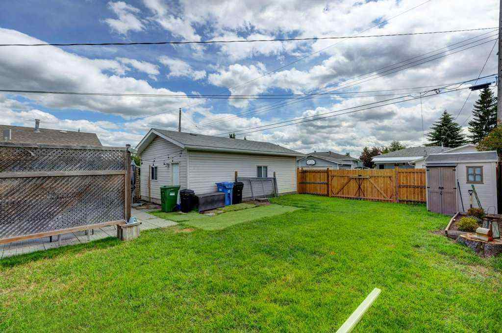 MLS® A2255289 - 5127 Marian Road NE in Marlborough Calgary, Residential