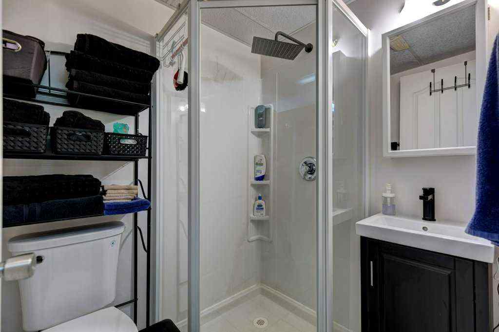MLS® A2255289 - 5127 Marian Road NE in Marlborough Calgary, Residential