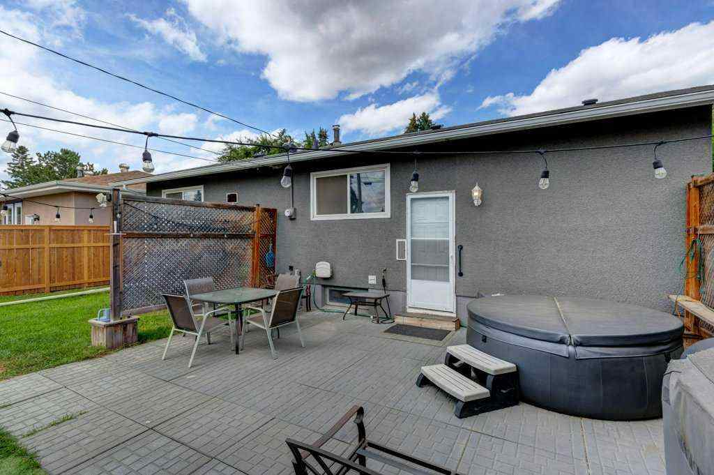 MLS® A2255289 - 5127 Marian Road NE in Marlborough Calgary, Residential