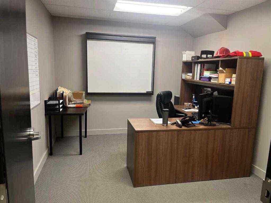 MLS® A2255292 - Unit #10 12221 44 Street SE in East Shepard Industrial Calgary, Commercial