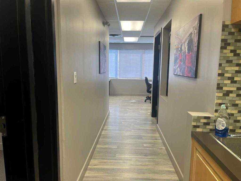 MLS® A2255292 - Unit #10 12221 44 Street SE in East Shepard Industrial Calgary, Commercial