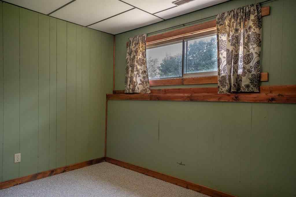 MLS® A2255294 - 4624 48th Street   in NONE Alix, Residential