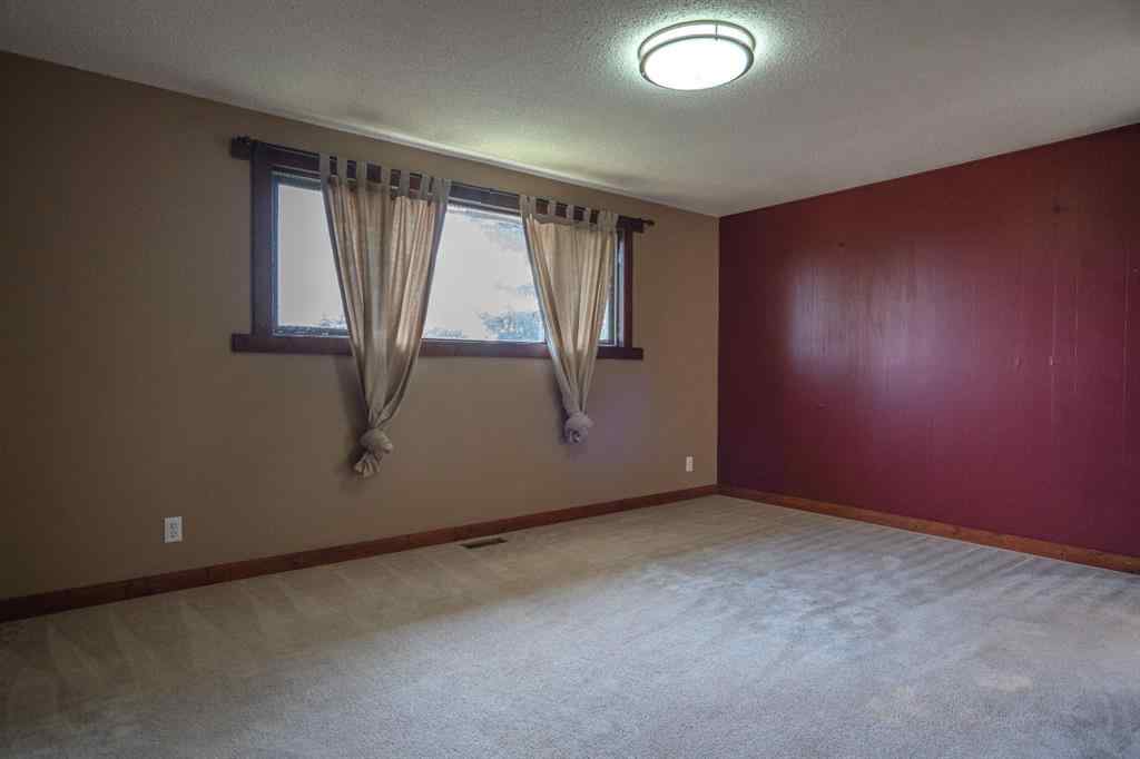 MLS® A2255294 - 4624 48th Street   in NONE Alix, Residential