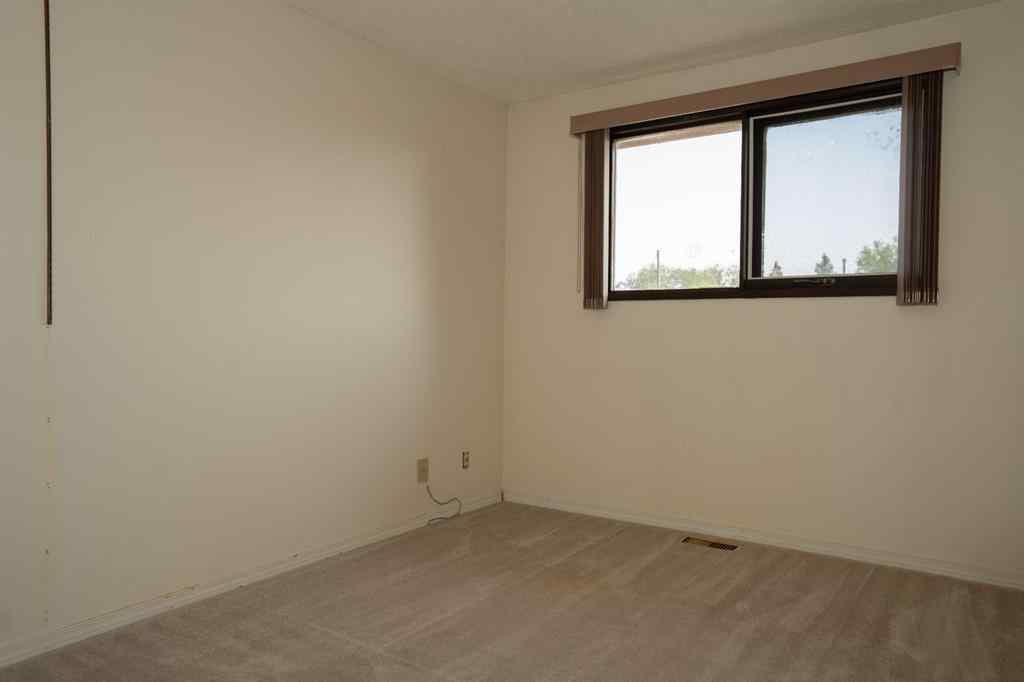 MLS® A2255294 - 4624 48th Street   in NONE Alix, Residential