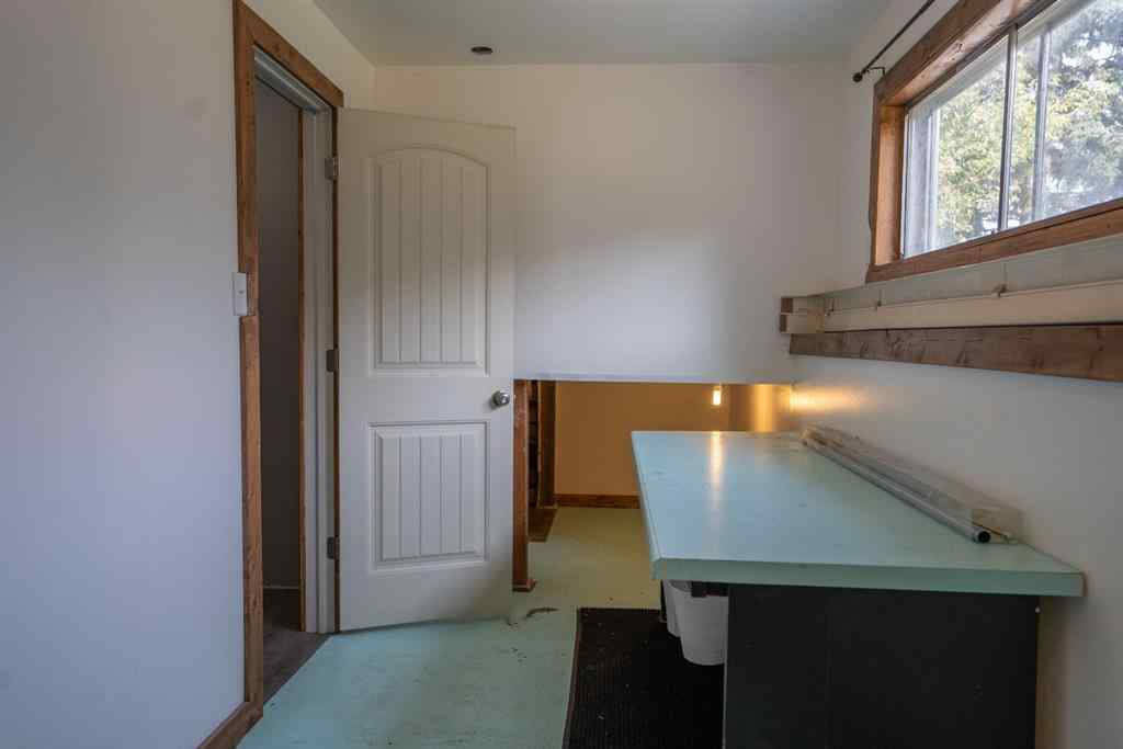 MLS® A2255294 - 4624 48th Street   in NONE Alix, Residential