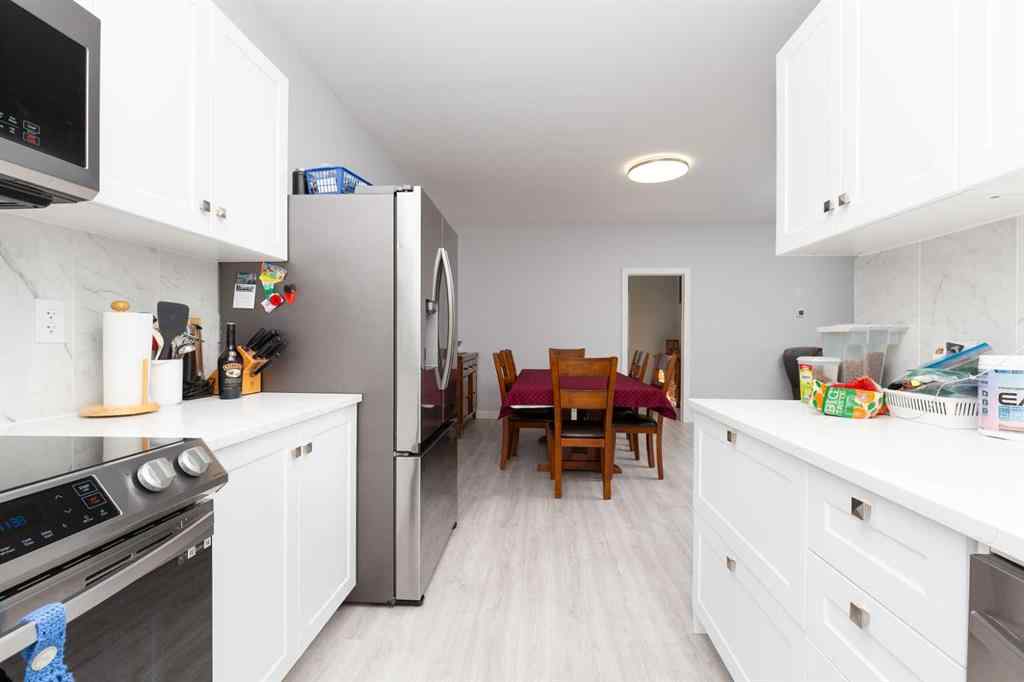 MLS® A2255295 - 1408 13 Street N in St Edwards Lethbridge, Residential