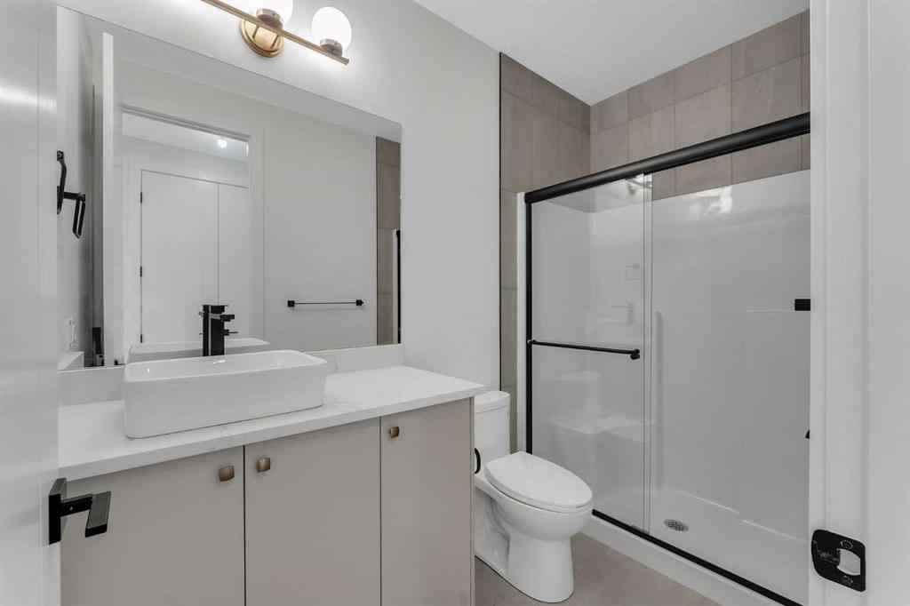 MLS® A2255299 - 218 Kinniburgh Loop  in Kinniburgh North Chestermere, Residential