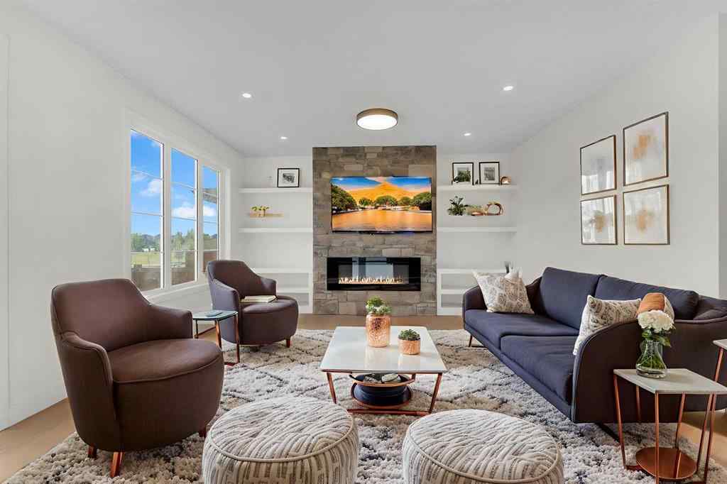 MLS® A2255299 - 218 Kinniburgh Loop  in Kinniburgh North Chestermere, Residential