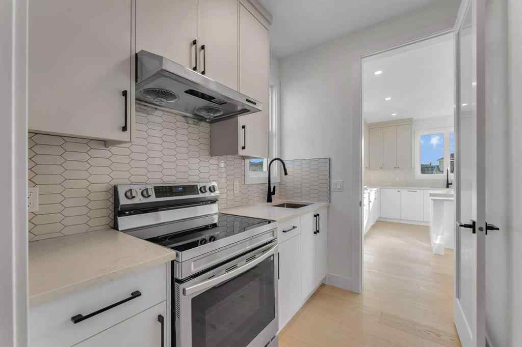 MLS® A2255299 - 218 Kinniburgh Loop  in Kinniburgh North Chestermere, Residential