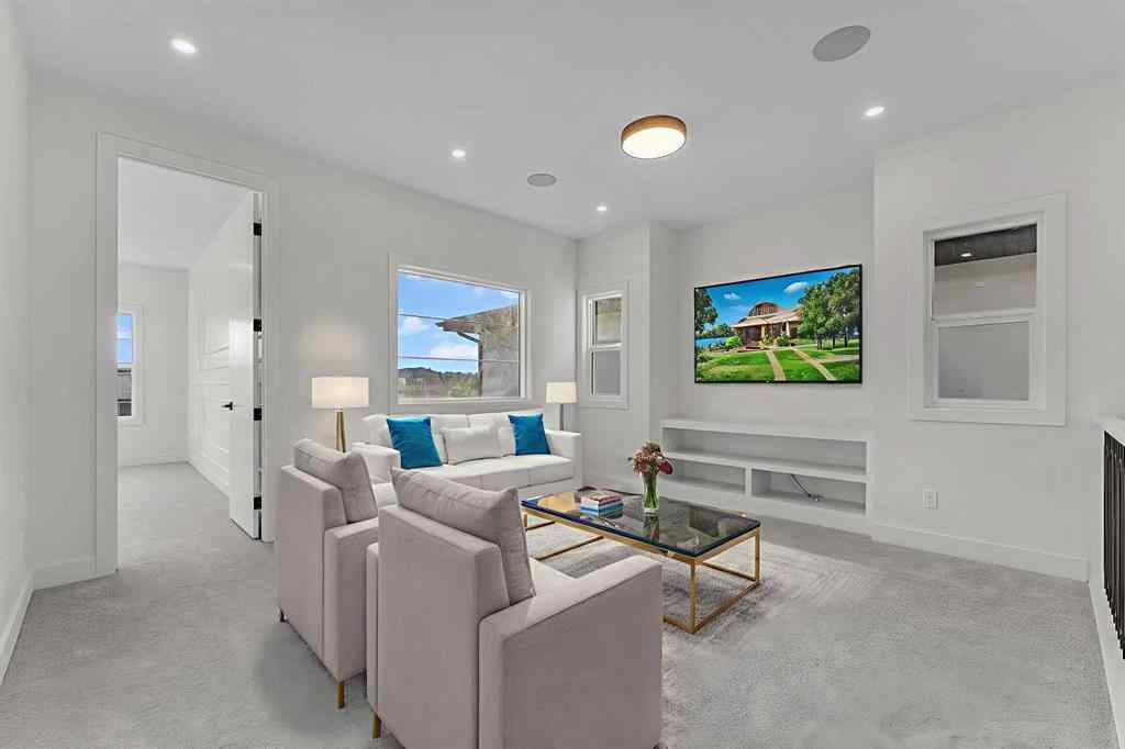 MLS® A2255299 - 218 Kinniburgh Loop  in Kinniburgh North Chestermere, Residential