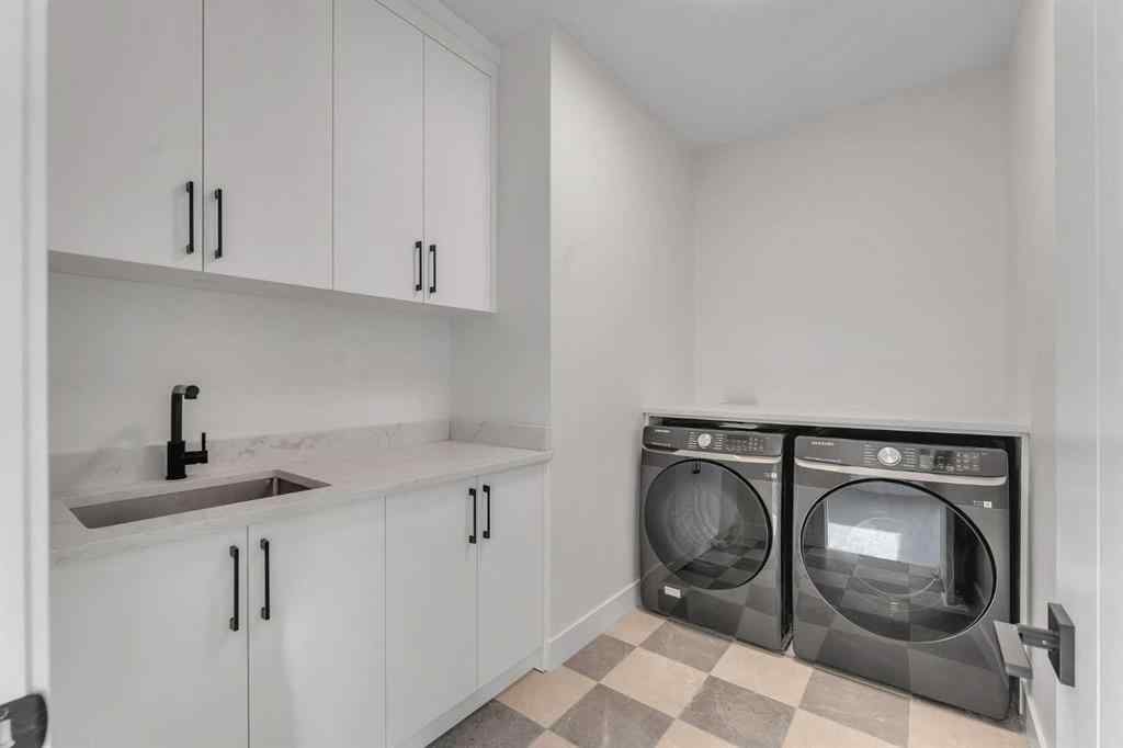 MLS® A2255299 - 218 Kinniburgh Loop  in Kinniburgh North Chestermere, Residential