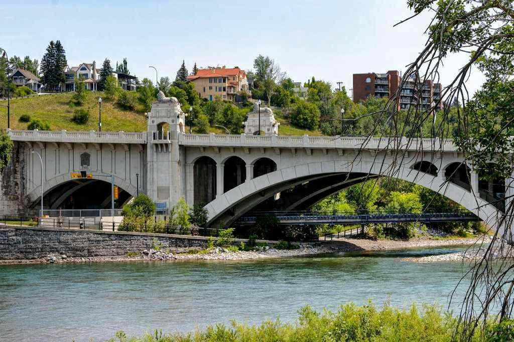 MLS® A2255300 - Unit #701 205 Riverfront Avenue SW in Chinatown Calgary, Residential