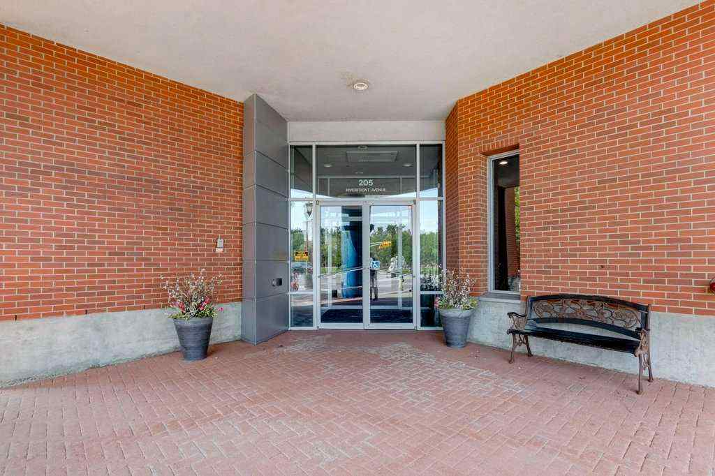 MLS® A2255300 - Unit #701 205 Riverfront Avenue SW in Chinatown Calgary, Residential