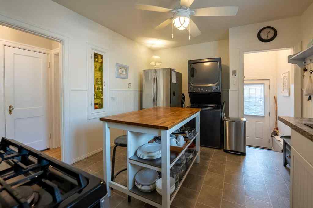 MLS® A2255302 - 1221 4 Avenue S in London Road Lethbridge, Residential
