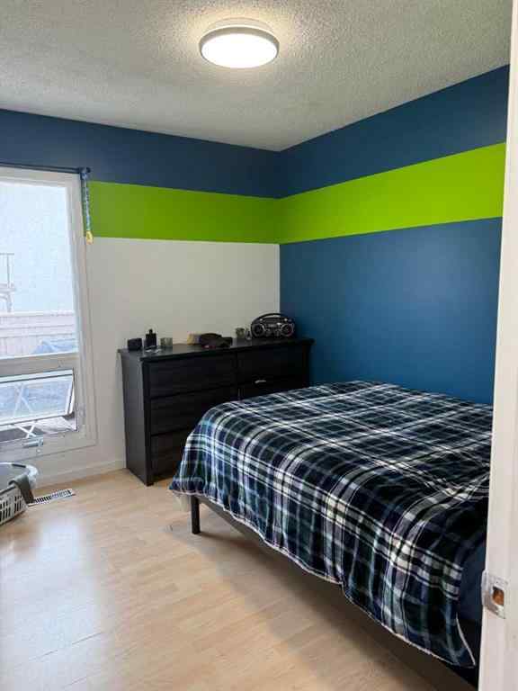 MLS® A2255303 - 9852 72 Avenue  in South Patterson Place Grande Prairie, Residential