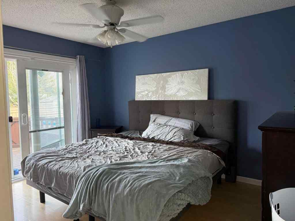 MLS® A2255303 - 9852 72 Avenue  in South Patterson Place Grande Prairie, Residential