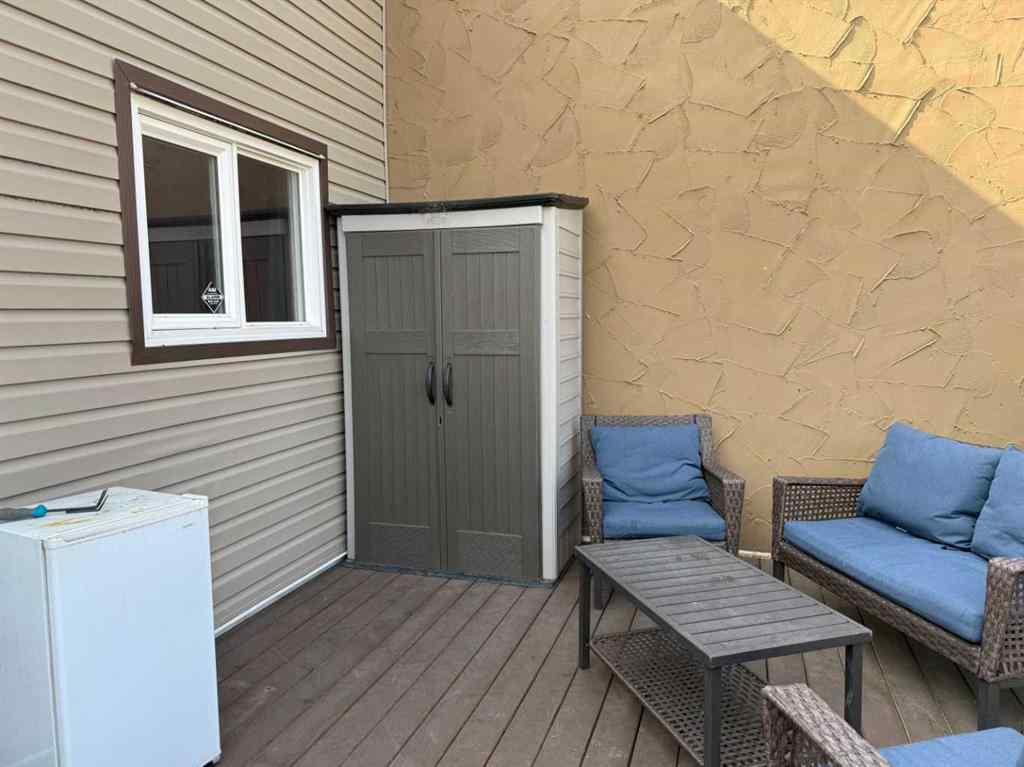 MLS® A2255303 - 9852 72 Avenue  in South Patterson Place Grande Prairie, Residential