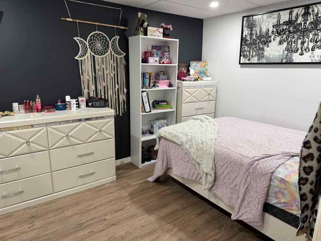 MLS® A2255303 - 9852 72 Avenue  in South Patterson Place Grande Prairie, Residential