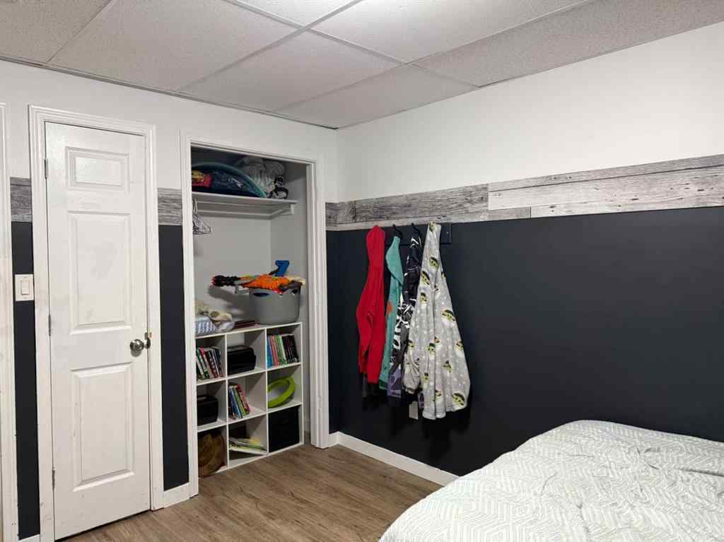 MLS® A2255303 - 9852 72 Avenue  in South Patterson Place Grande Prairie, Residential