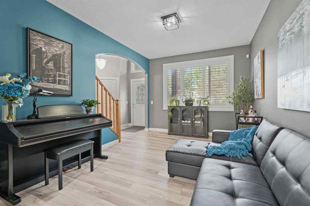 MLS® A2255305 - 15 Drake Landing Drive  in Drake Landing Okotoks, Residential