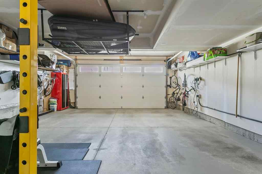 MLS® A2255307 - 3096 85 Street SW in Springbank Hill Calgary, Residential