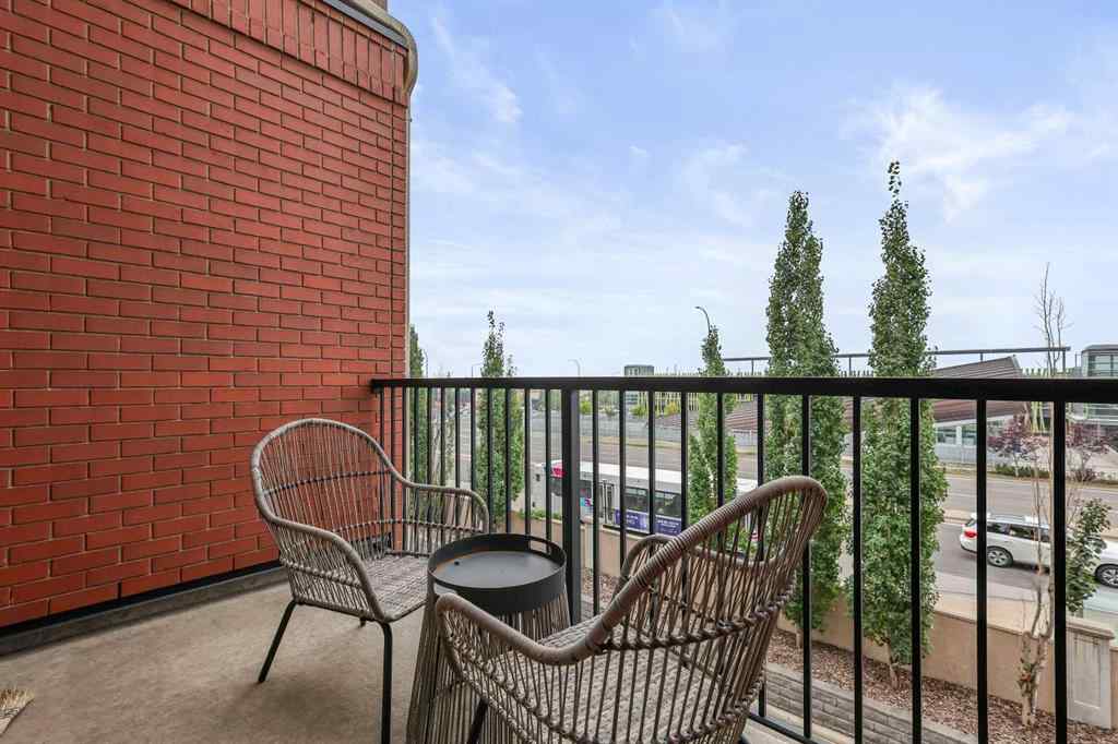 MLS® A2255309 - 606 Aspen Meadows Hill SW in Aspen Woods Calgary, Residential
