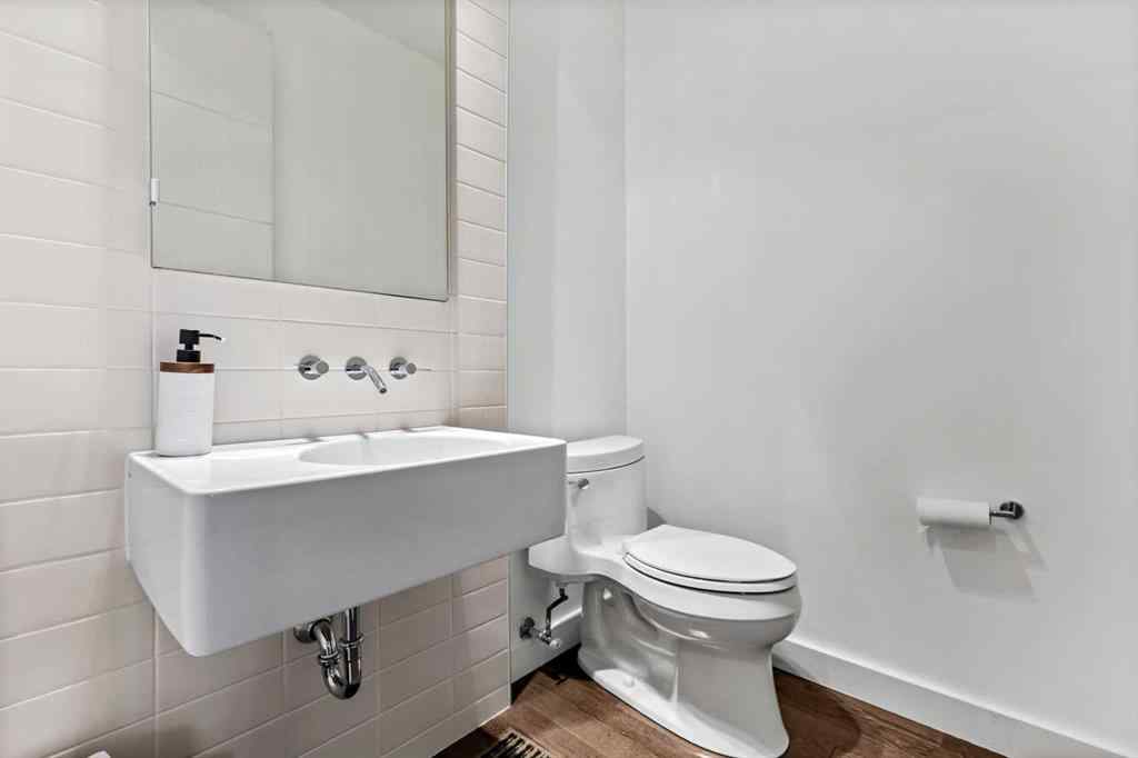 MLS® A2255309 - 606 Aspen Meadows Hill SW in Aspen Woods Calgary, Residential