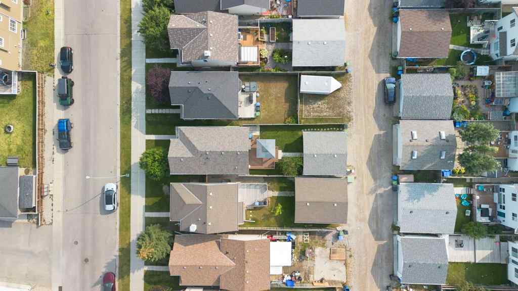 MLS® A2255315 - 35 Royal Birch Road NW in Royal Oak Calgary, Residential
