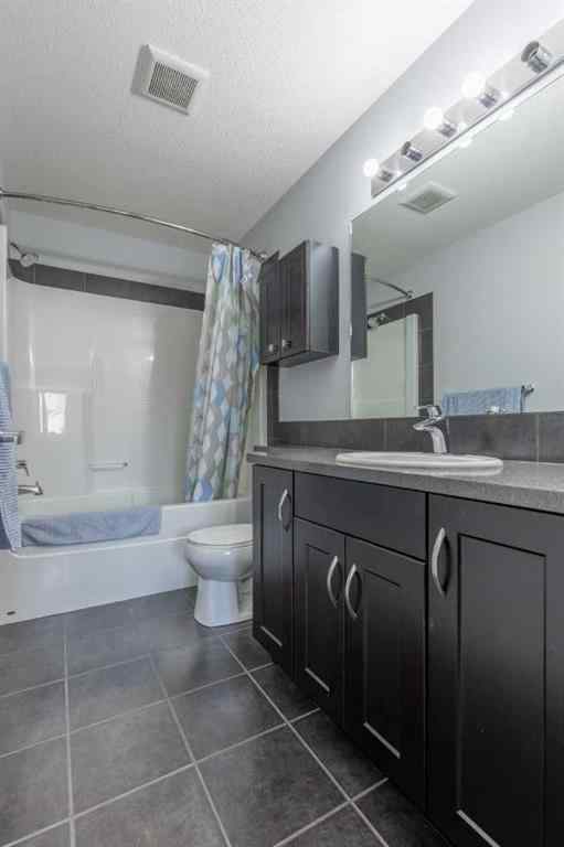 MLS® A2255316 - Unit #2 225 Silkstone Road W in Copperwood Lethbridge, Residential