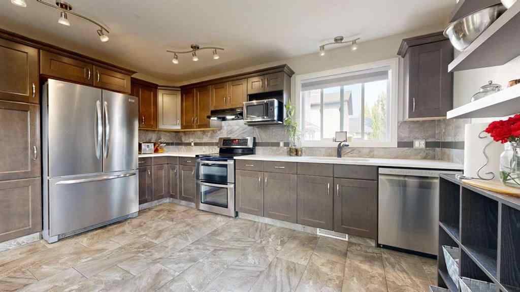 MLS® A2255323 - 7305 88 Street  in Countryside North Grande Prairie, Residential