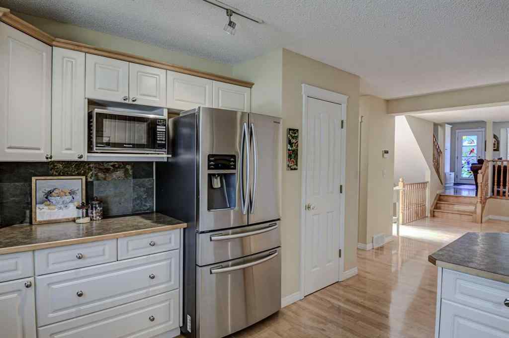MLS® A2255327 - 4513 16 Street SW in Altadore Calgary, Residential