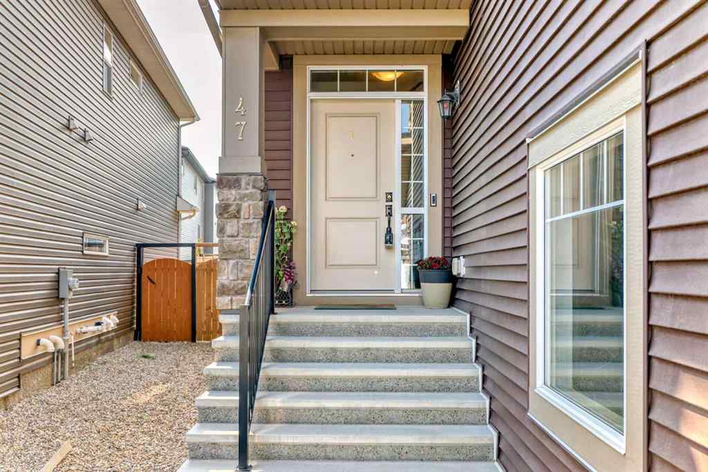 MLS® A2255330 - 47 Nolancliff Place NW in Nolan Hill Calgary, Residential