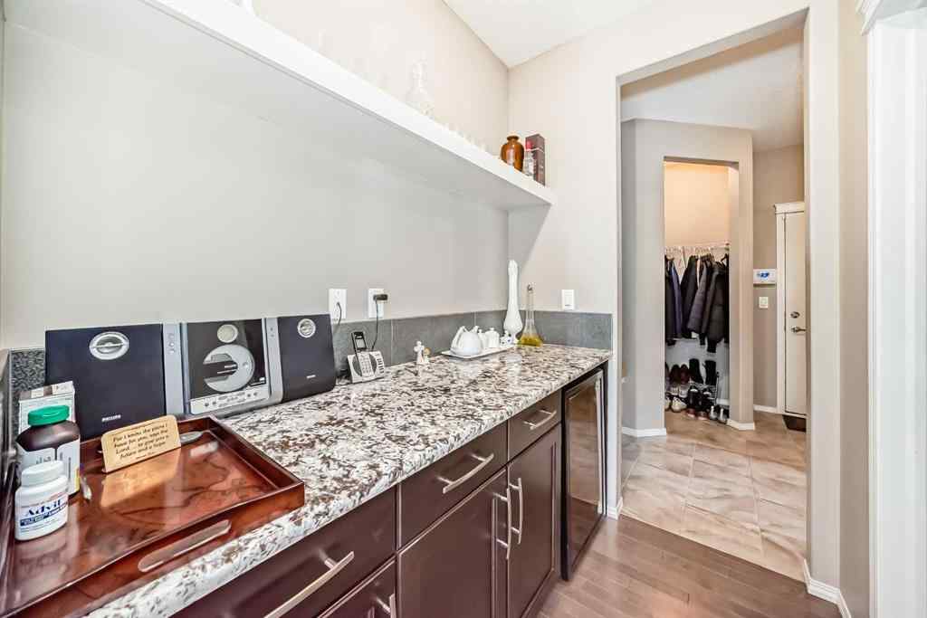 MLS® A2255330 - 47 Nolancliff Place NW in Nolan Hill Calgary, Residential